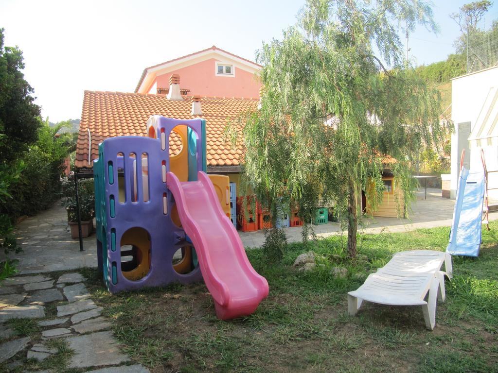 Agriturismo Cele سيلي ليجور المظهر الخارجي الصورة